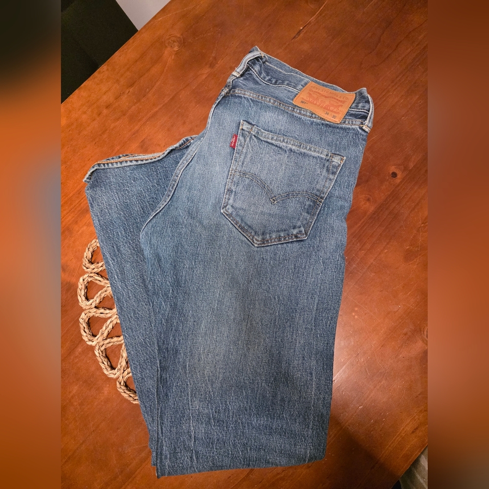 Levi's 501 Blue Jeans